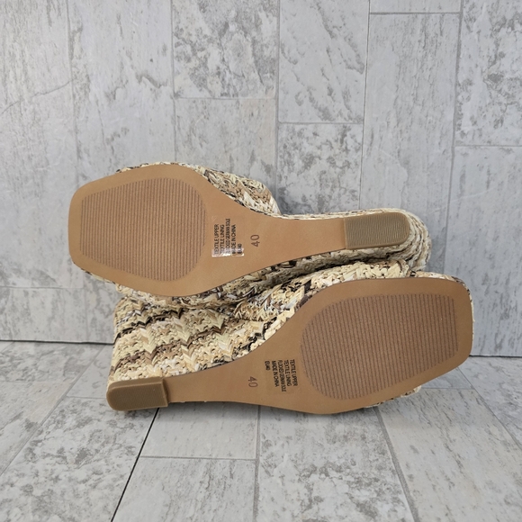 Silent D for Anthropologie Katia Wedges - Picture 9 of 11